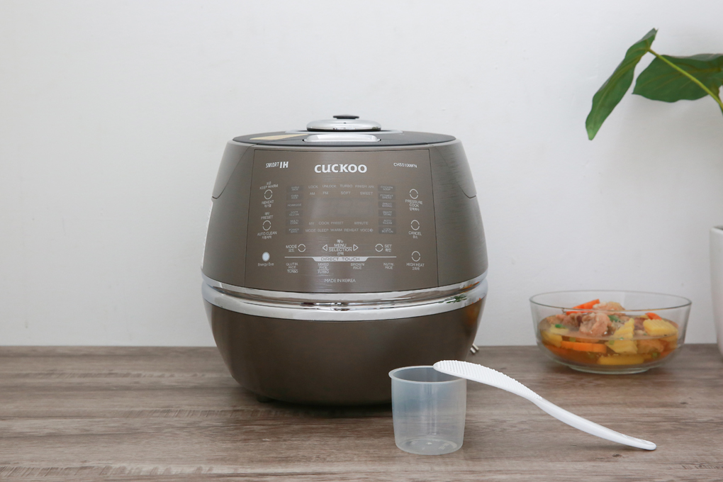 Nồi cơm cao tần Cuckoo 1.8 lít CRP-CHSS1009FN