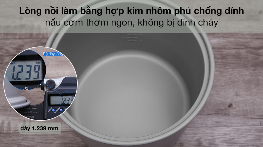 Nồi cơm điện nắp gài Tiger 1.8 lít JNP-1800 - Lòng nồi