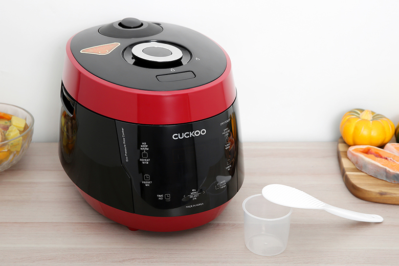 Nồi cơm áp suất điện tử 1.08 lít Cuckoo CRP-PK0600F/BKRDVN - Thiết kế Nồi cơm áp suất điện tử 1.08 lít Cuckoo CRP-PK0600F/BKRDVN - Thiết kế